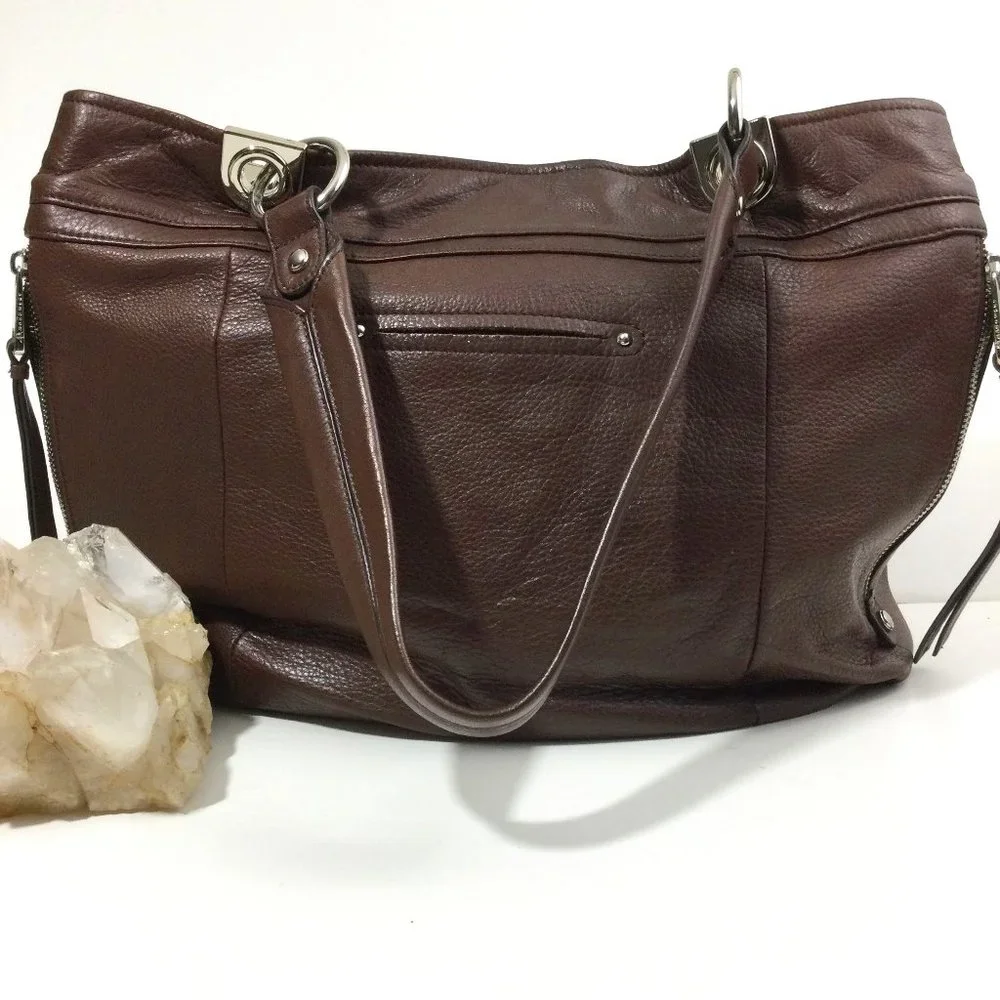 B. Makowsky Large Leather Shoulder Tote Bag - Picture 10 of 13